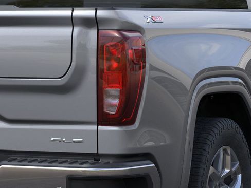 New 2026 GMC Sierra 1500 SLE image 11