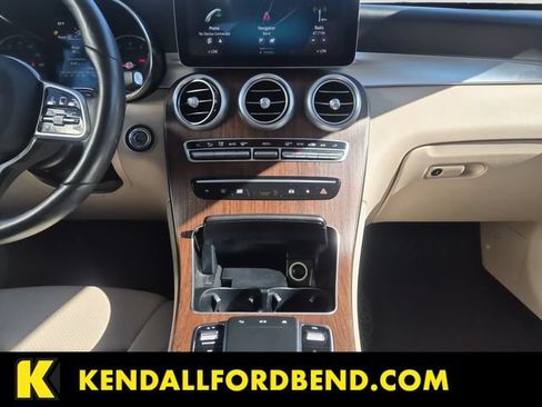 Used 2020 Mercedes-Benz GLC 300 4MATIC image 11