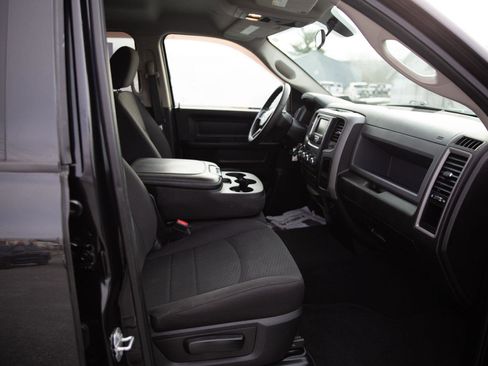 Used 2019 RAM 1500 Express w/ Express Value Package image 21