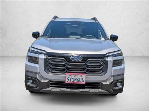 Used 2026 Subaru Outback Premium AWD/4WD image 2