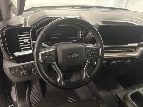 Used 2024 Chevrolet Silverado 1500 RST image 15