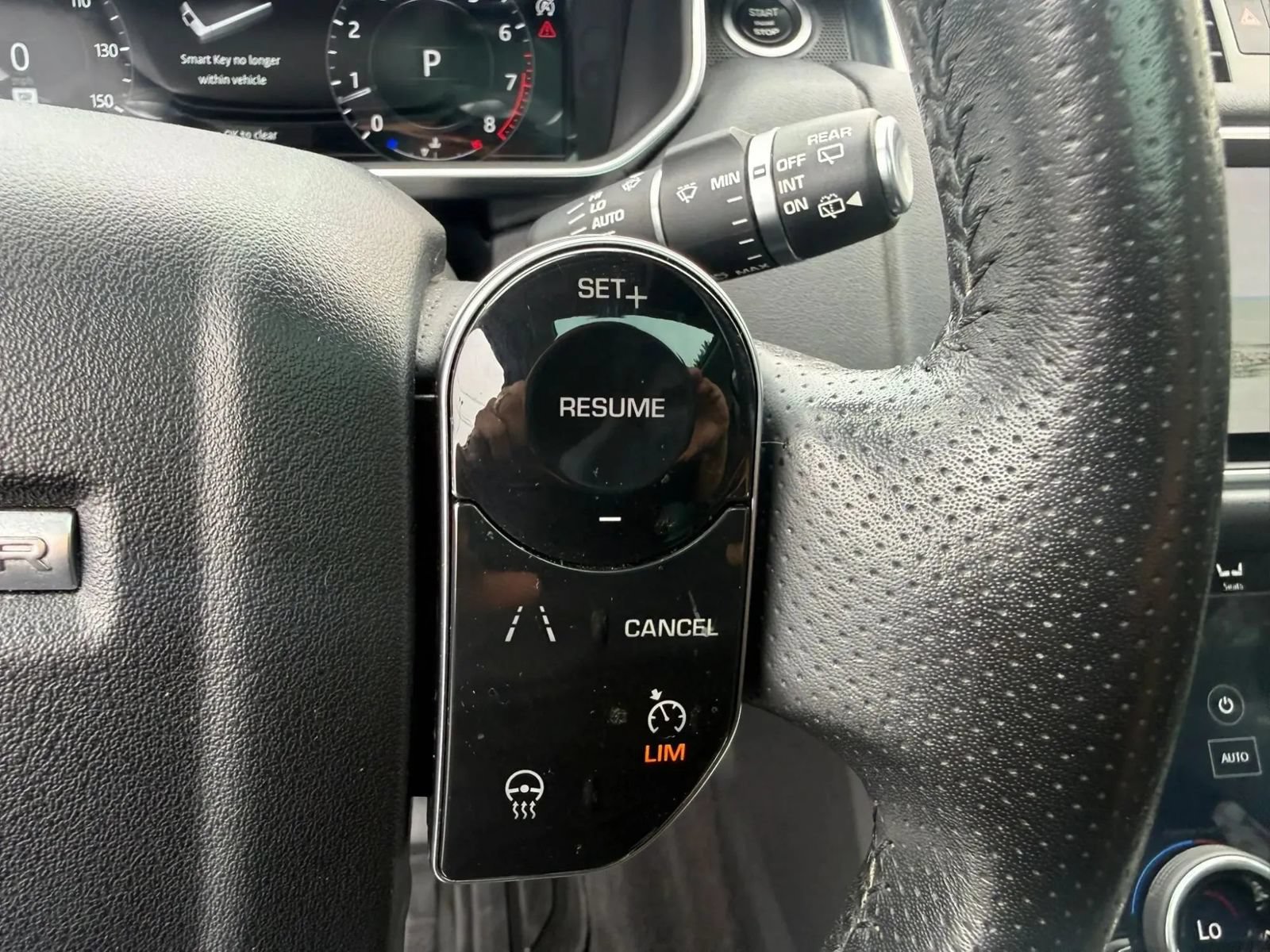 Used 2019 Land Rover Range Rover Sport HSE AWD/4WD image 20