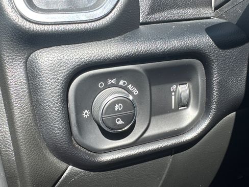 Used 2026 RAM 2500 Big Horn AWD/4WD image 27