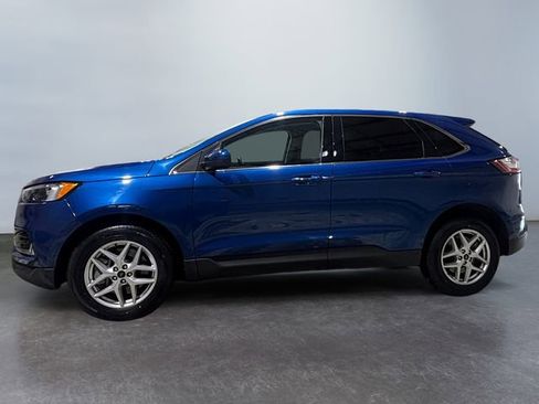 Used 2024 Ford Edge SEL w/ Convenience Package image 2