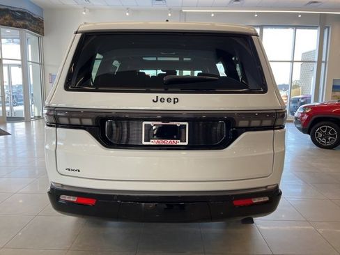 New 2026 Jeep Grand Wagoneer Limited image 5