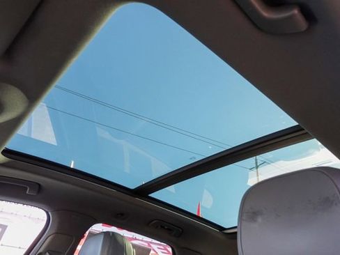 Used 2019 Porsche Cayenne image 23