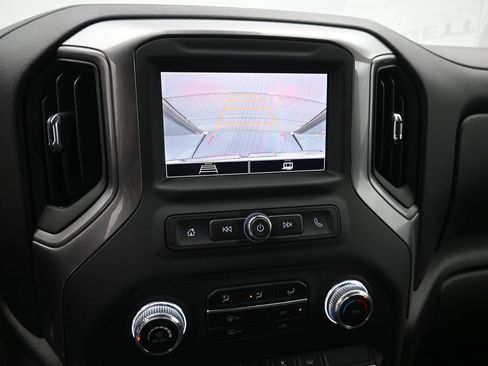 Used 2024 GMC Sierra 1500 Pro w/ Pro Value Package image 9