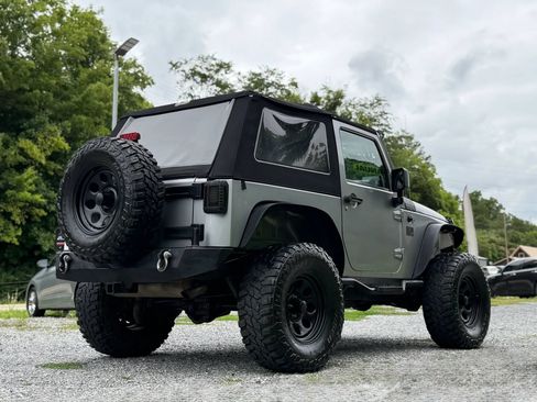 Used 2014 Jeep Wrangler Sport w/ Quick Order Package 23S AWD/4WD image 4