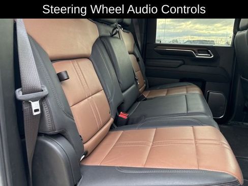 Used 2024 Chevrolet Silverado 2500 High Country w/ Technology Package image 12