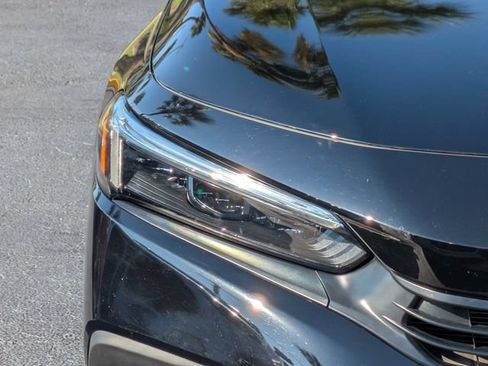 Used 2024 Honda Civic Sport image 10