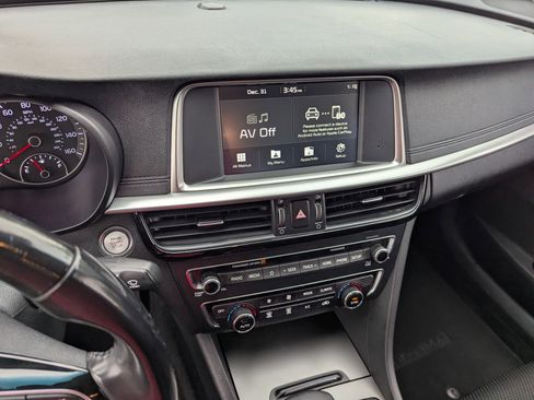 Used 2019 Kia Optima S image 23