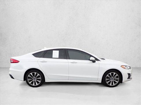 Used 2020 Ford Fusion SE AWD/4WD image 5