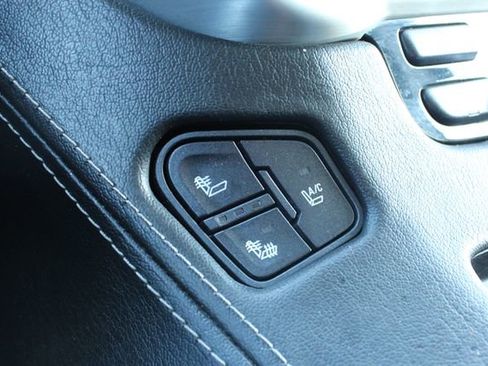 Used 2015 GMC Yukon XL SLT w/ Open Road Package image 20