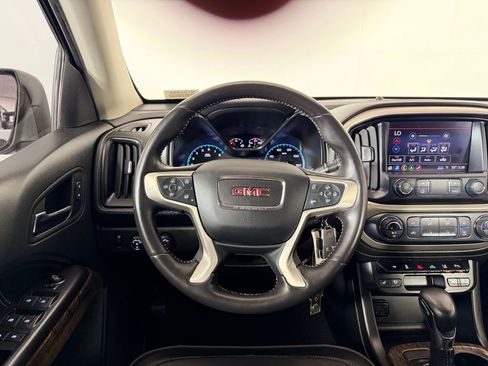 Used 2022 GMC Canyon Denali image 15