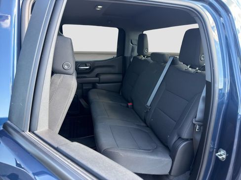Used 2021 Chevrolet Silverado 1500 Custom Trail Boss AWD/4WD image 13