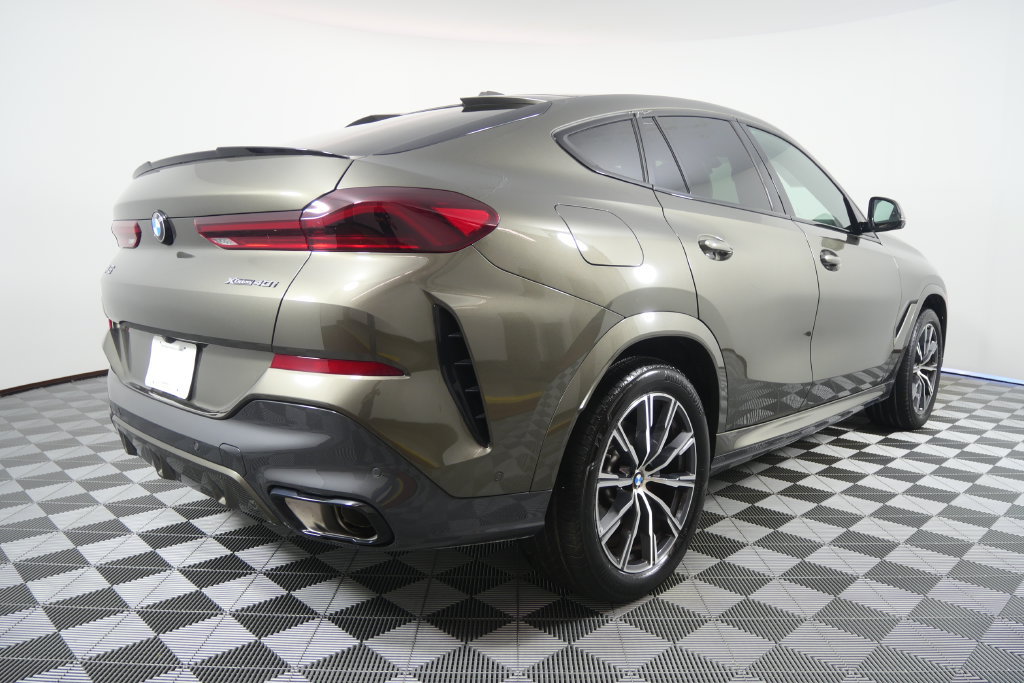 Certified 2026 BMW X6 xDrive40i AWD/4WD image 4