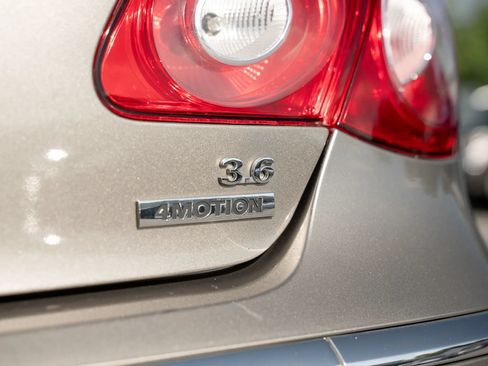 Used 2012 Volkswagen CC Executive AWD/4WD image 33