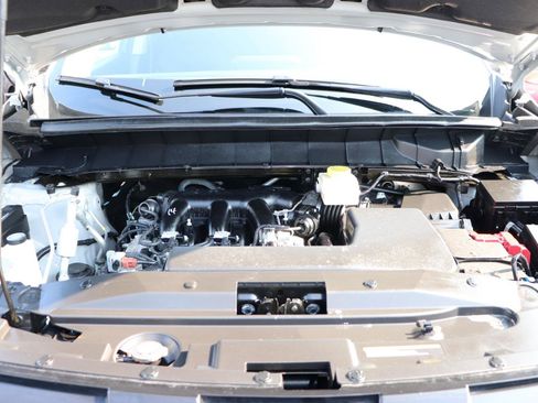 Used 2025 Nissan Pathfinder SV AWD/4WD image 54