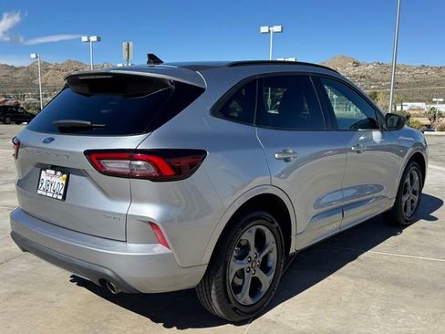 Used 2023 Ford Escape ST-Line image 6