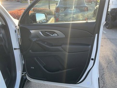 Used 2020 Chevrolet Traverse Premier w/ Redline Edition image 12