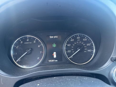 Used 2020 Mitsubishi Outlander LE FWD image 4