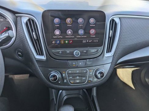Used 2023 Chevrolet Malibu LT FWD image 16