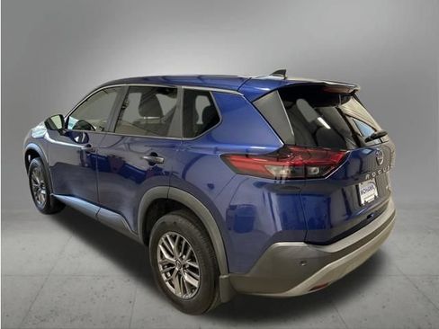 Used 2023 Nissan Rogue S AWD/4WD image 3