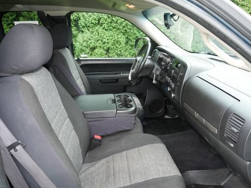 Used 2010 Chevrolet Silverado 1500 LT w/ Power Pack Plus AWD/4WD image 20