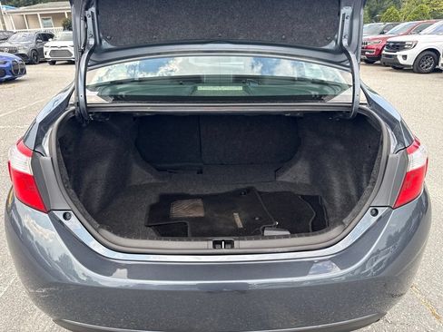 Used 2015 Toyota Corolla S FWD image 21