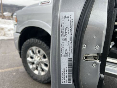 Used 2022 RAM 2500 Laramie image 33