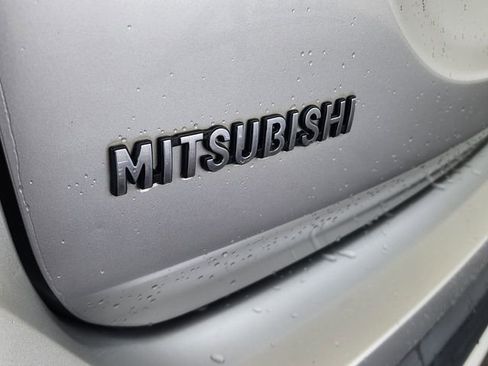 Used 2018 Mitsubishi Outlander ES FWD image 19