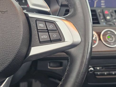 Used 2010 BMW Z4 sDrive35i image 24