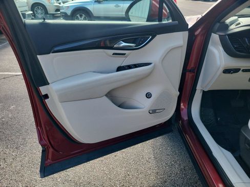 Used 2023 Buick Envision Essence w/ Technology Package I AWD/4WD image 21