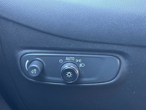 Certified 2022 Chevrolet Equinox RS image 25