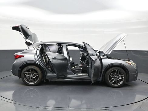 Used 2019 INFINITI QX30 Sport w/ Cargo Package FWD image 31