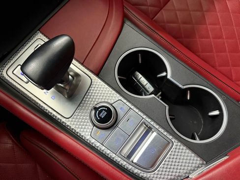 Used 2022 Genesis G70 3.3T Launch Edition image 27