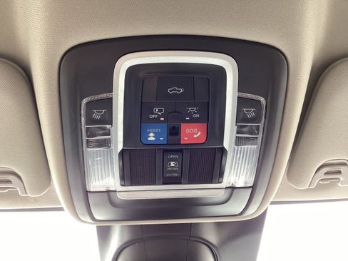 Used 2023 RAM 2500 Laramie AWD/4WD image 20