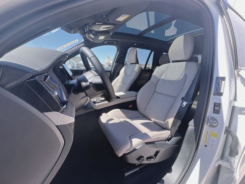 New 2026 Volvo XC90 T8 Ultra AWD/4WD image 13