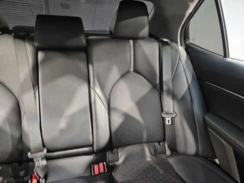 Used 2020 Toyota Camry XSE image 14