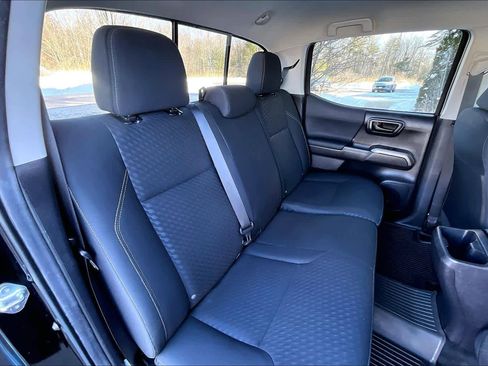 Used 2023 Toyota Tacoma 4x4 Double Cab image 19