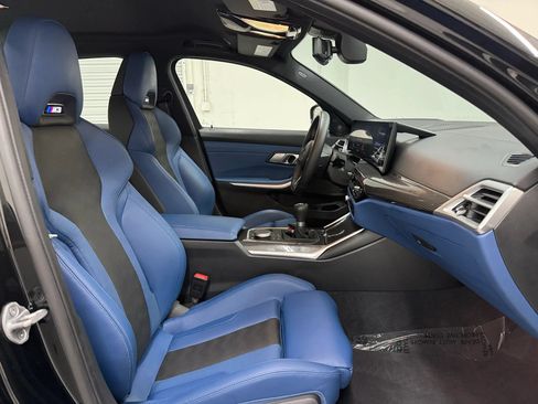 Used 2025 BMW M3 w/ Executive Package RWD image 60
