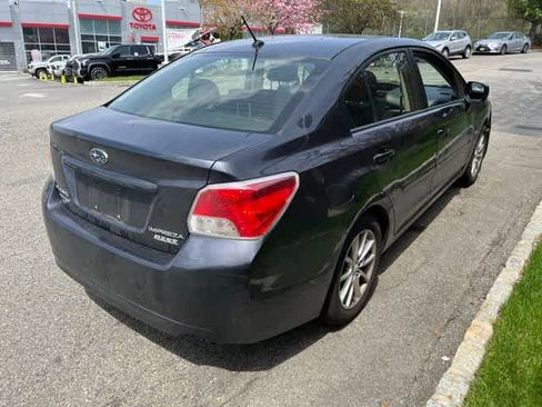 Used 2013 Subaru Impreza 2.0i Premium w/ All-Weather Pkg image 4