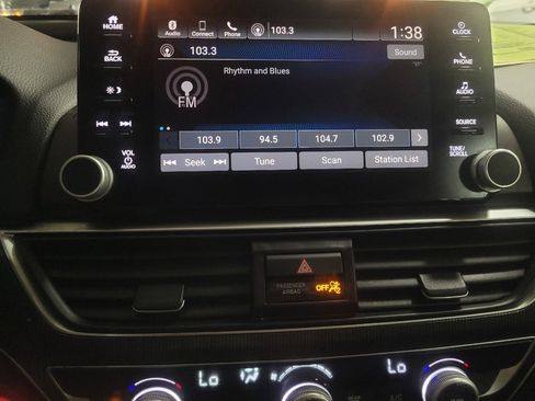 Used 2019 Honda Accord Sport image 25
