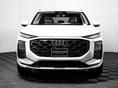 New 2026 Audi Q3 quattro 2.0T image 13