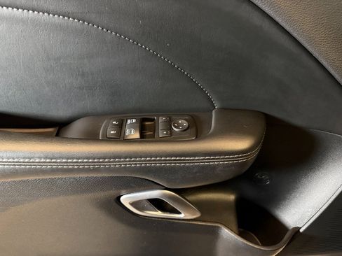 Used 2017 Dodge Challenger GT w/ Driver Convenience Group image 18