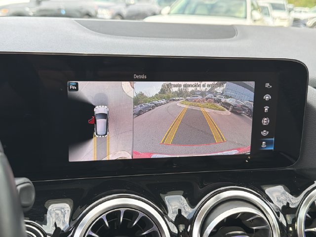 Used 2023 Mercedes-Benz GLA 250 image 32