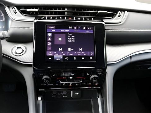 New 2025 Jeep Grand Cherokee L Laredo w/ Luxury Tech Group I image 24