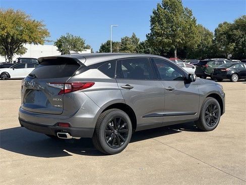 Used 2025 Acura RDX SH-AWD image 4