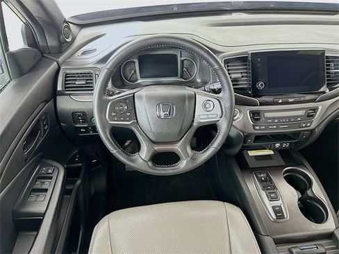 Certified 2023 Honda Passport EX-L image 3