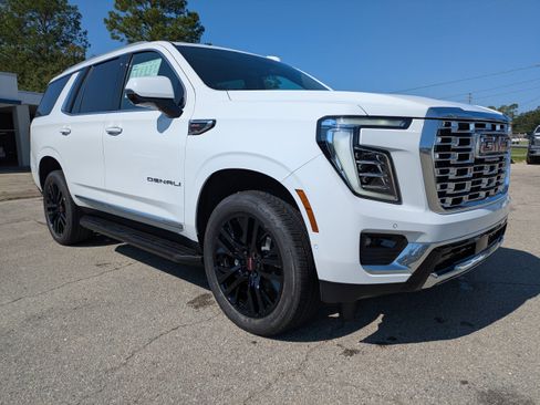 New 2025 GMC Yukon Denali w/ Advanced Technology Package image 2